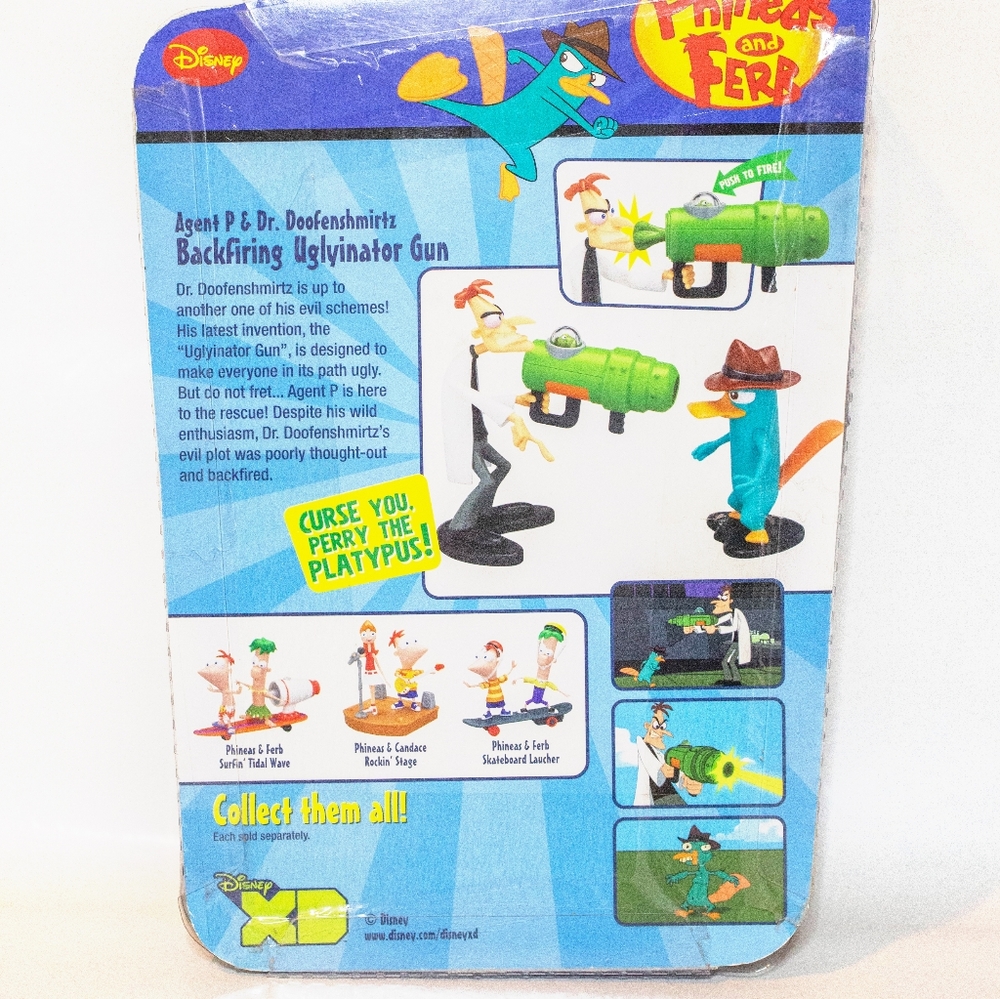 Phineas & Ferb- Dr. Doofenshmirtz & Agent P. Figures - Backfiring Uglyinator Gun - Picture 2 of 2